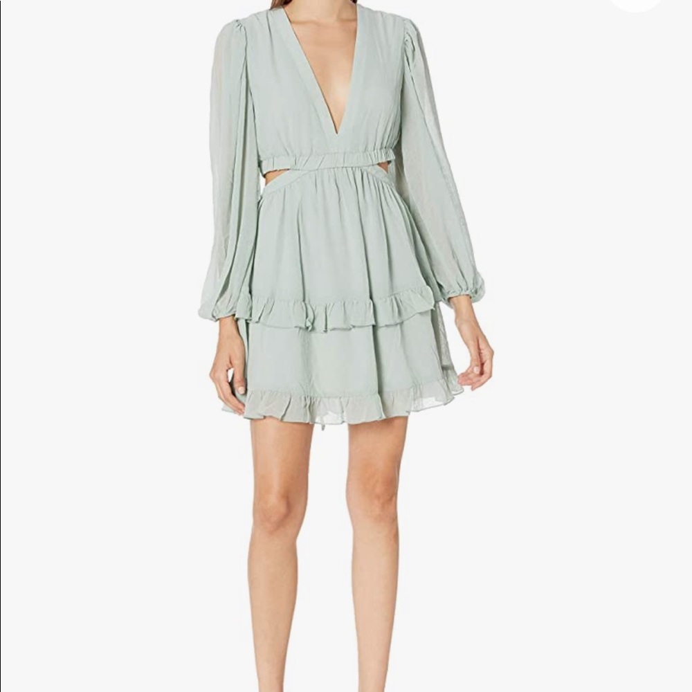 Elliatt Shale Tie Back Dress
